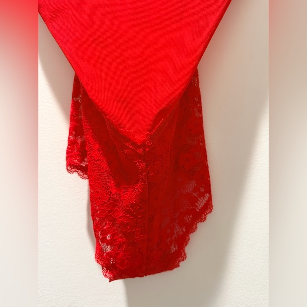 Vibrant Red Lace Chemise - Picture 5 of 6